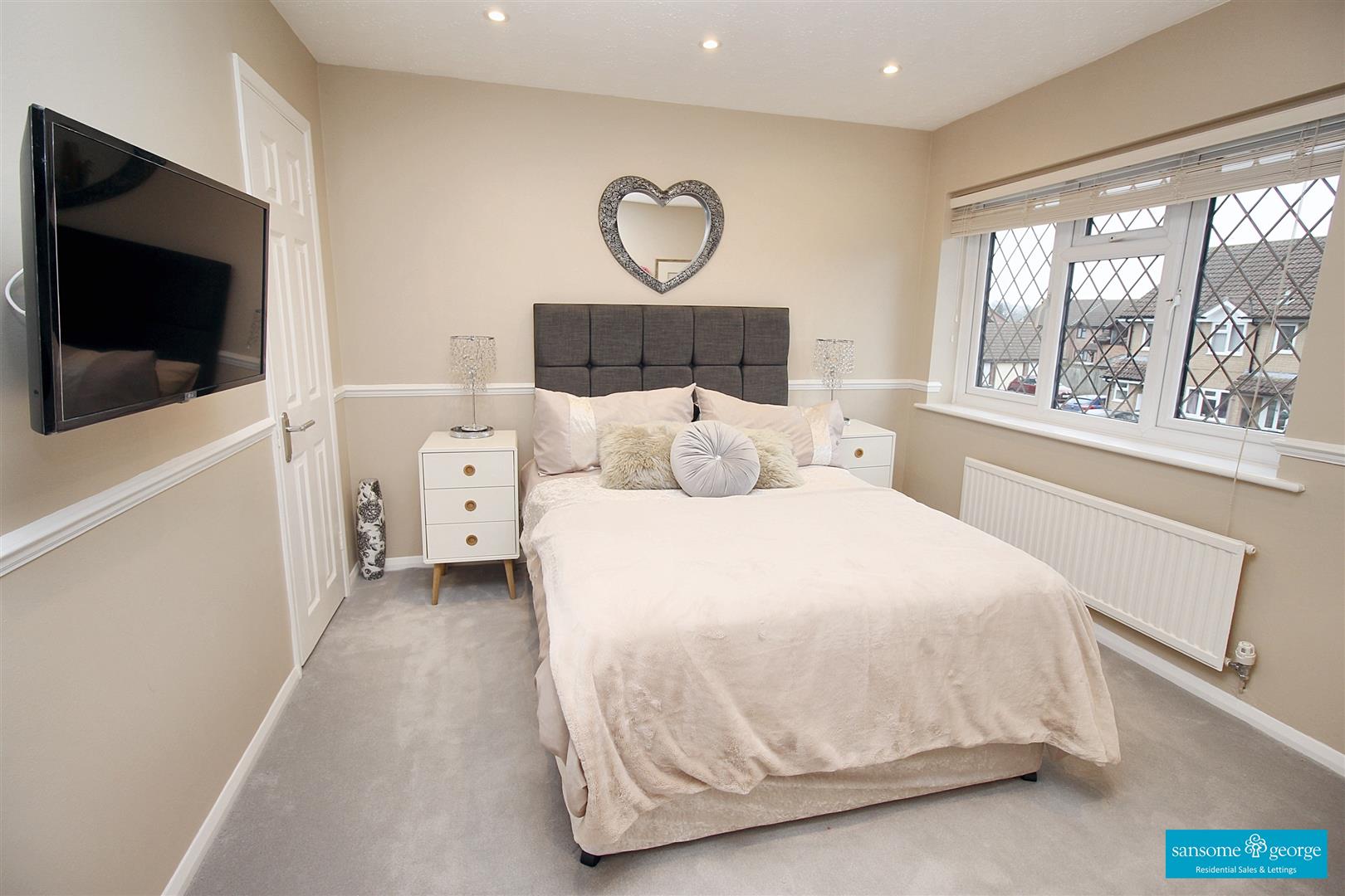 Barclay Road, Calcot